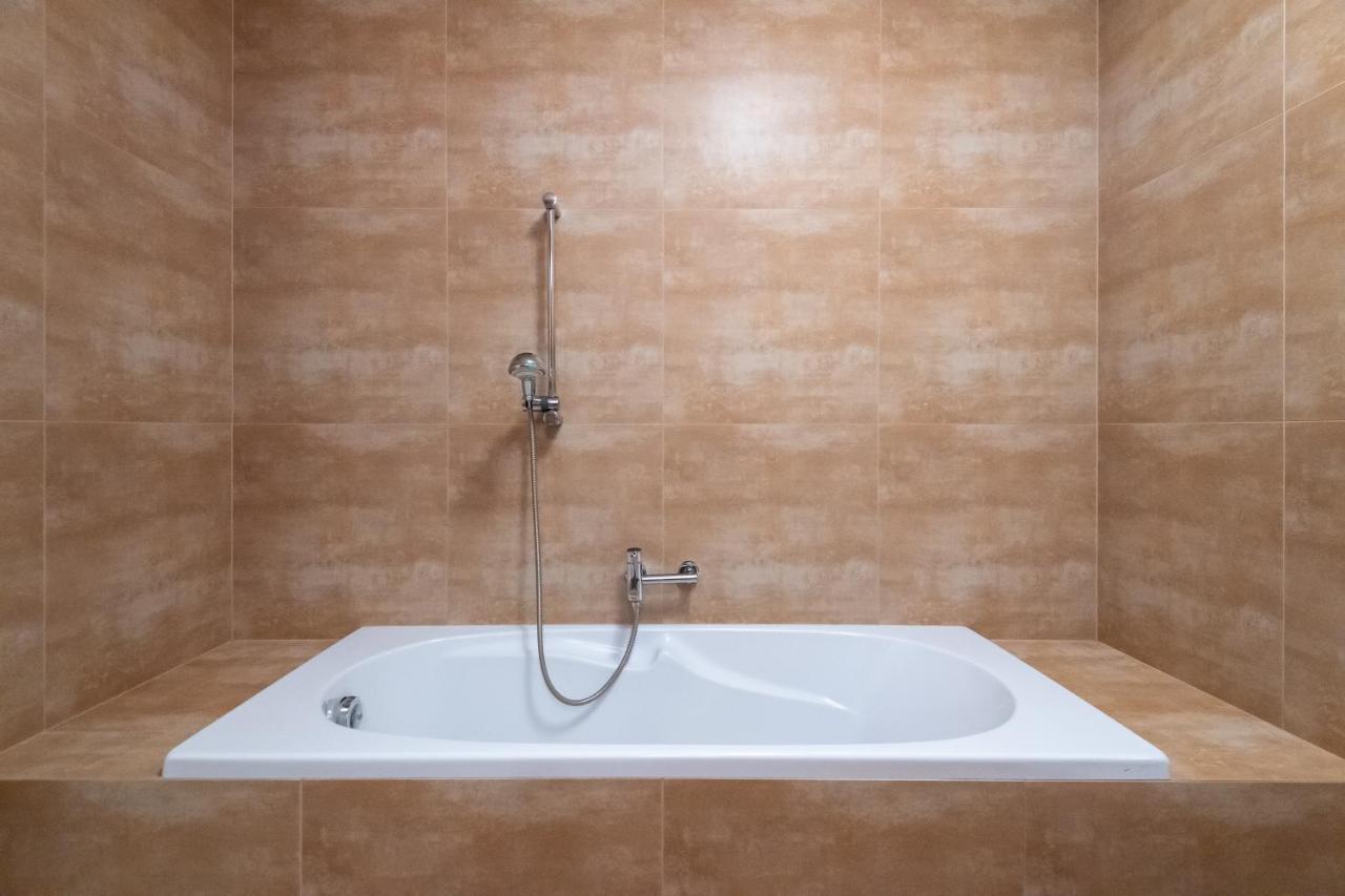 Luxury Apartment In The Center Of Praga Exterior foto